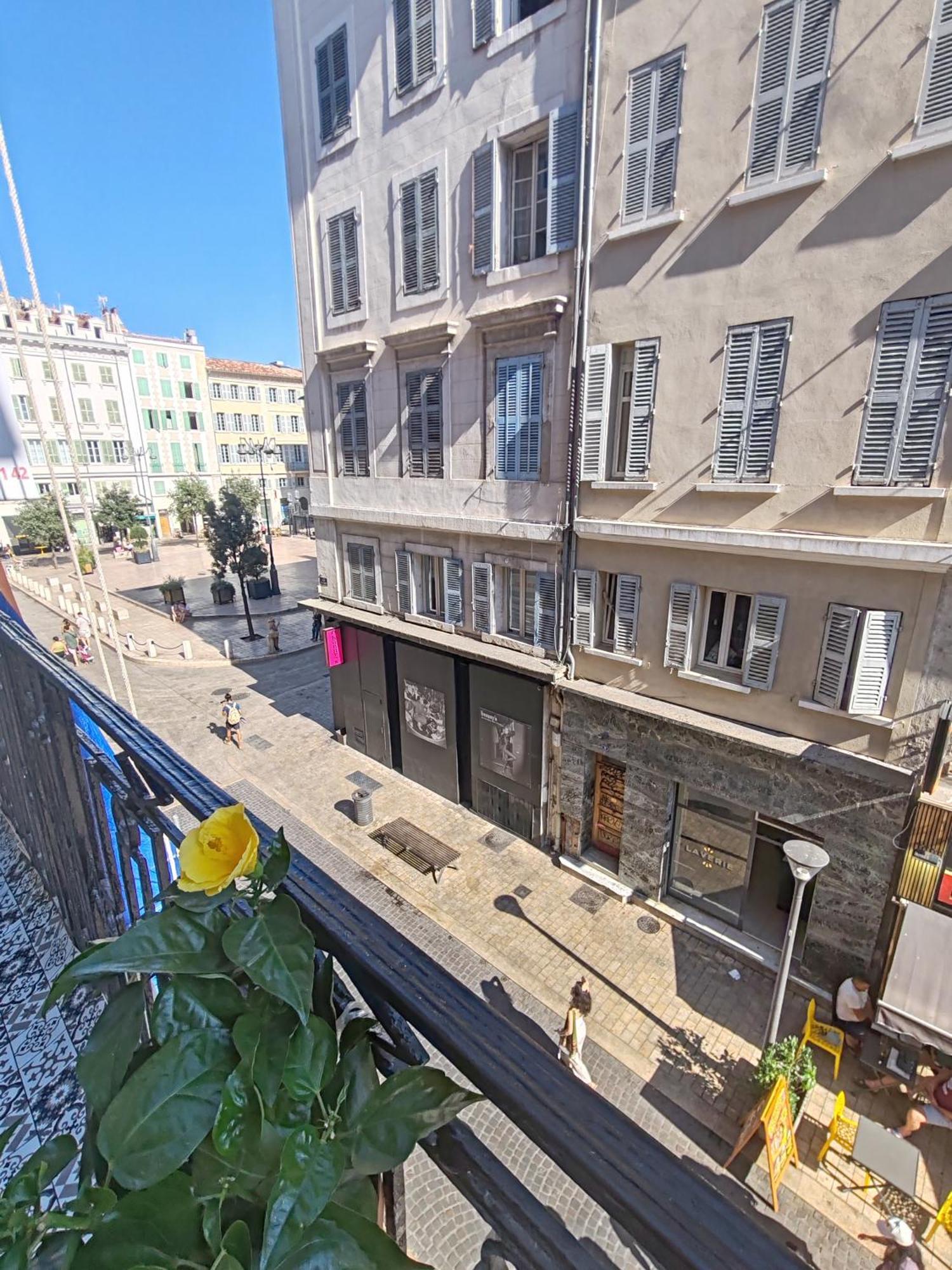 T3 Grand Balcon Au Coeur Du Vieux Port Apartment Марсилия Екстериор снимка